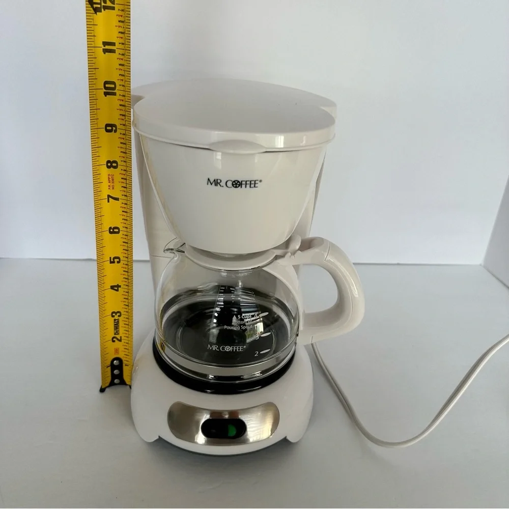 Mr. Coffee 5 Cup Coffeemaker White Open Box Complete Brewing Pause On And Off